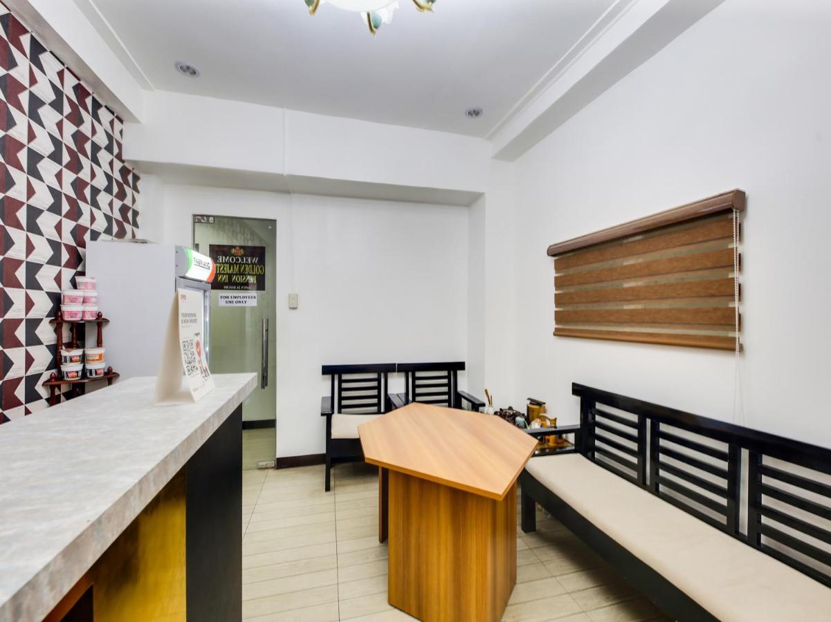Oyo 895 Golden Majestic Pension Inn 마닐라 외부 사진